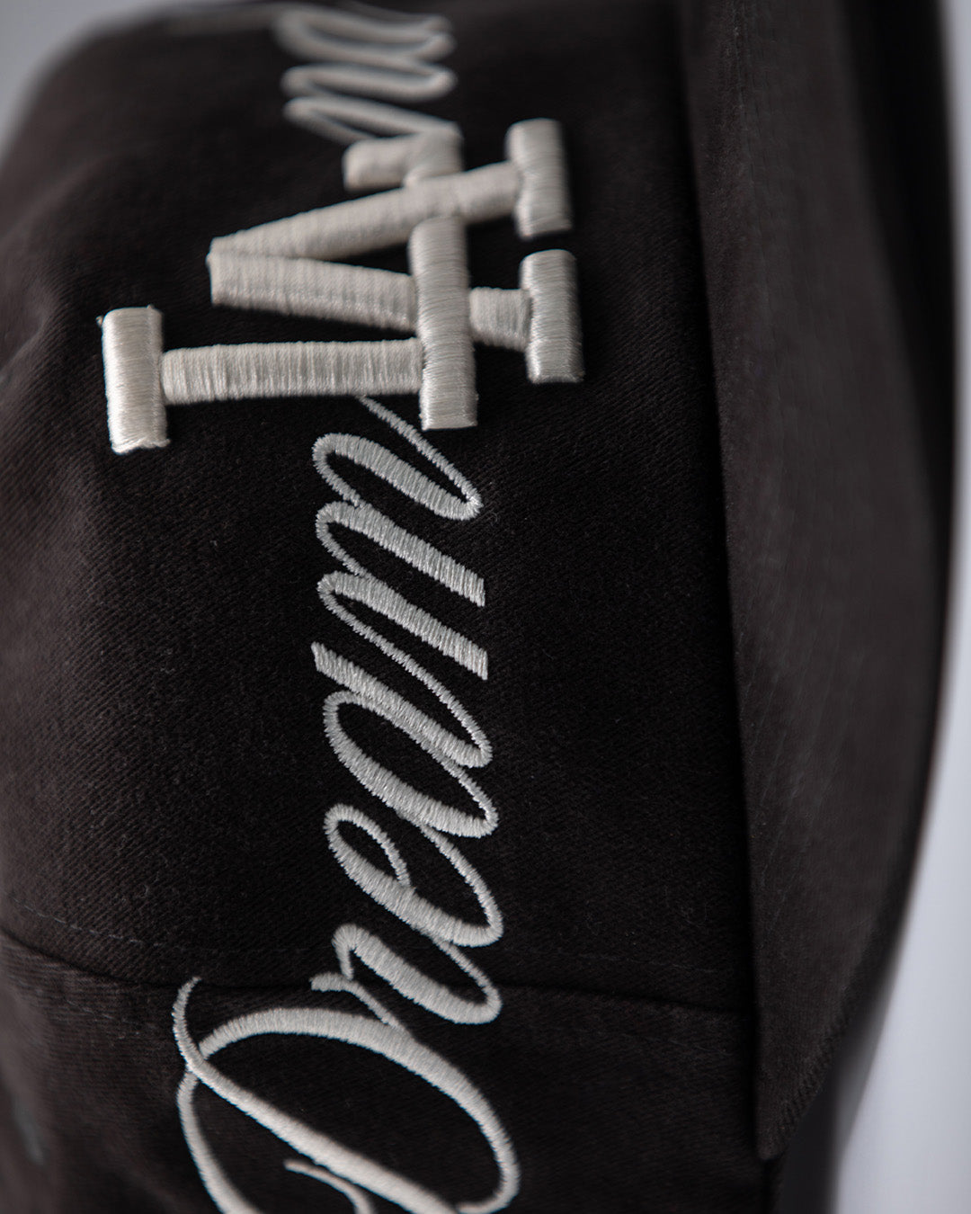 DreamLAnd Hat (Black)